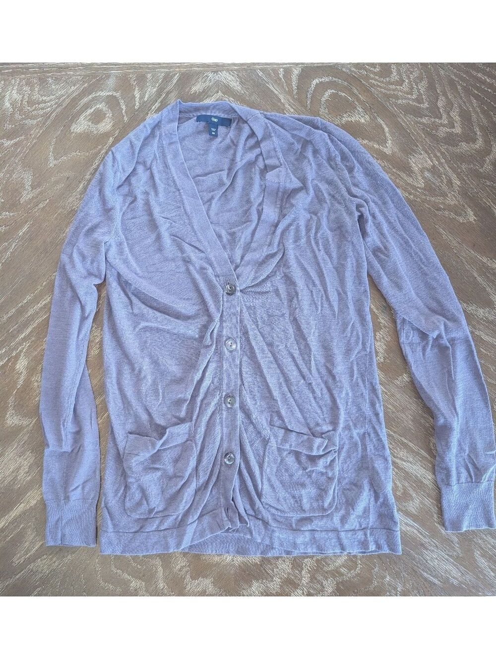 Gap Lavender Purple V-Neck Button Front Lightweight Knit Cardigan Sweater